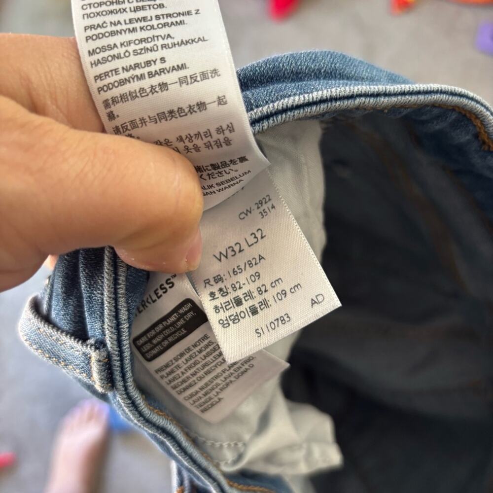 Levi’s High Rise Skinny Jeans Women’s Distressed 32 - Picture 3 of 7